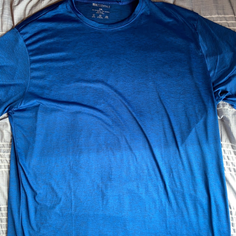 Real Essentials Men’s 3XL Moisture Wicking T Shirt